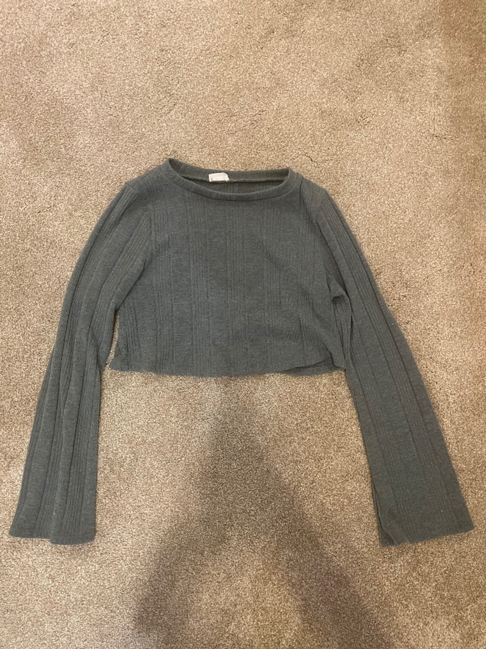 Green Cropped Long Sleeve